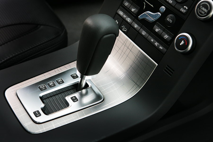 Choose Between Manual and Automatic Vehicle Transmissions at Valley Automall